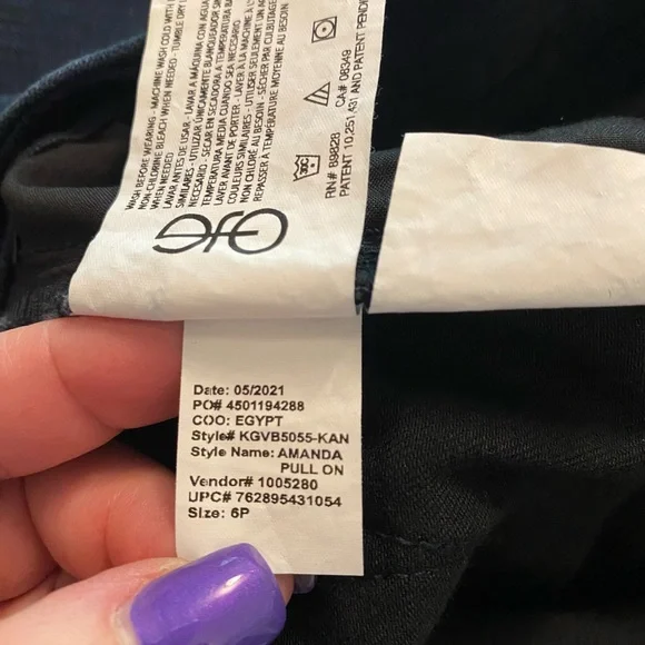 Gloria Vanderbilt Amanda Pull-on Slim Leg Classic Rise Jean Size 6 Petit… - Picture 9 of 15